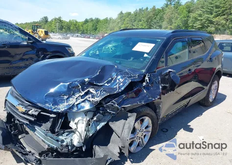 2020 Chevrolet Blazer Awd 3Lt from USA, damaged, VIN 3GNKBJRS1LS658332